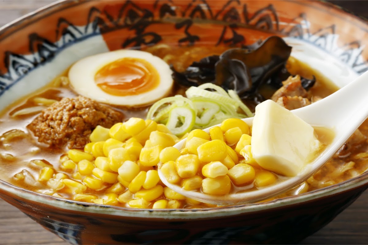 Ramen at 弟子屈ラーメン 札幌ラーメン横丁店