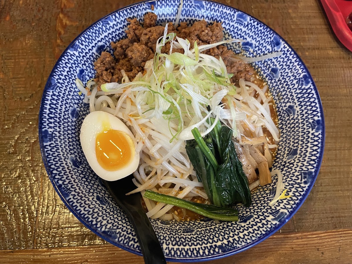 Ramen at 中華そば 櫓屋 本店