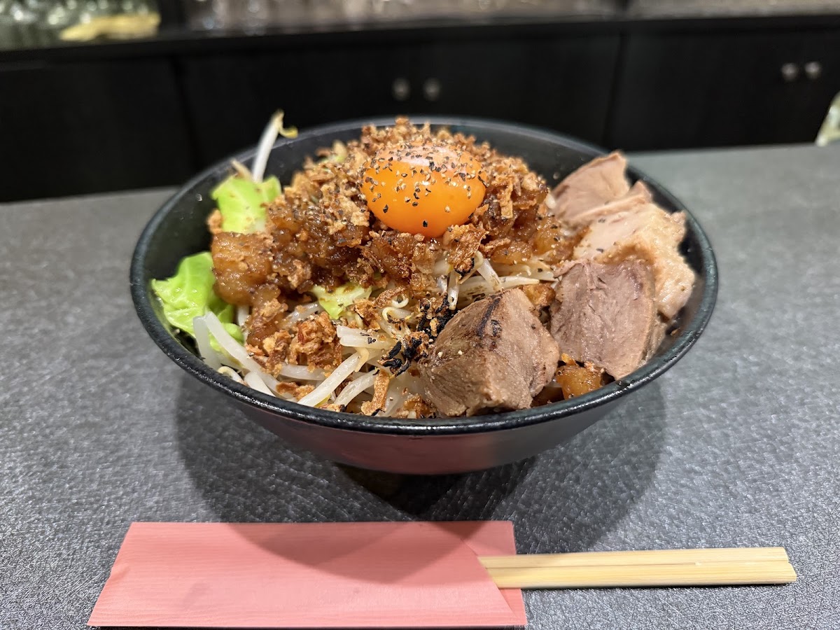 Ramen at ラーメン&バー マチネ