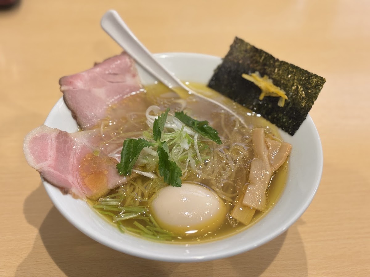 Ramen at 麺屋 遊仁